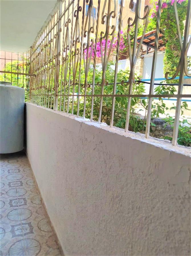 Lighting Jasminum Apartment Саранда Экстерьер фото